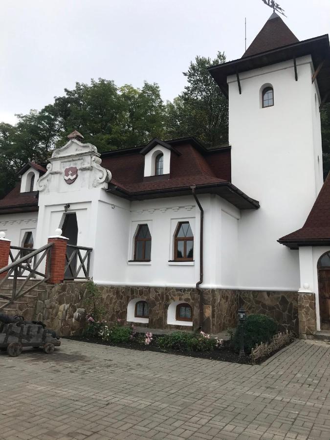 Готельний Комплекс Трапезна Subbotiv Exterior photo